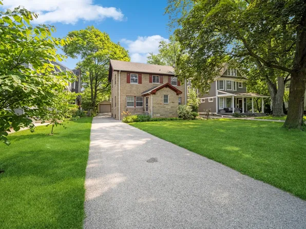 605 Vernon Ave, Glencoe, IL 60022