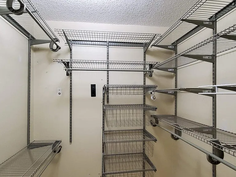 Walk-in closet
