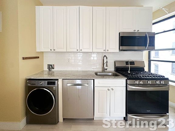 5th image of 287 E 18th St APT 3C