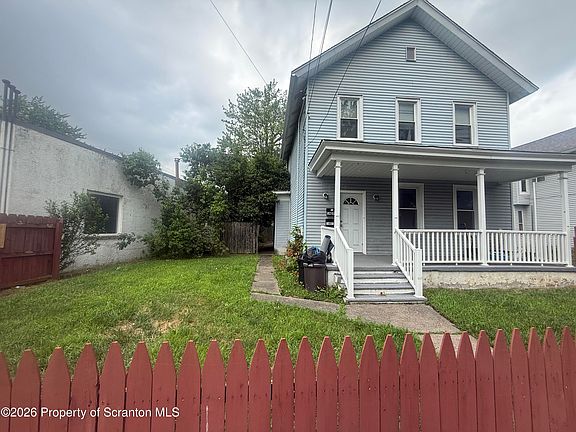 2nd image of 1409 Sanderson Ave Floor 1