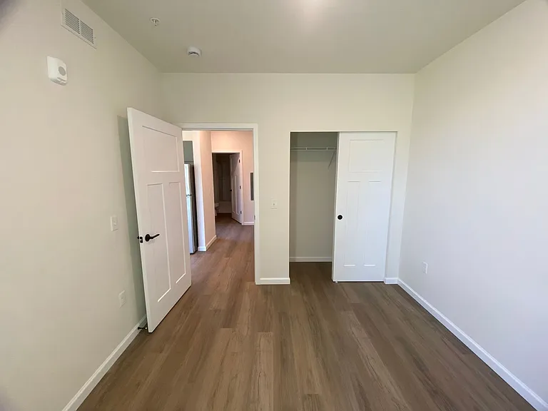 401 UNION — Photo 126