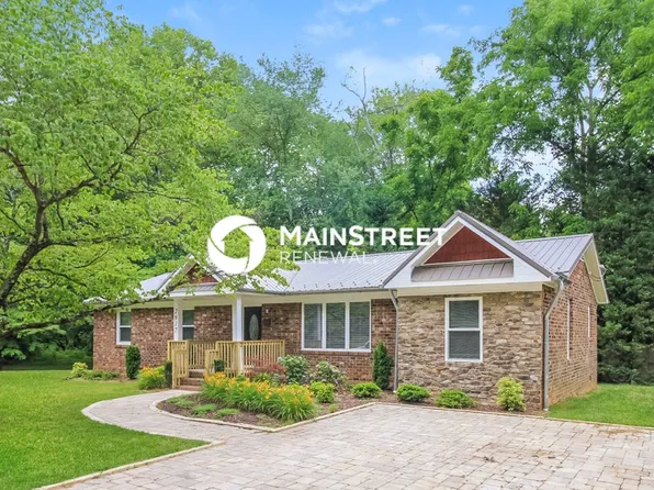 2917 Wesleyan Ln, Winston Salem, NC 27106