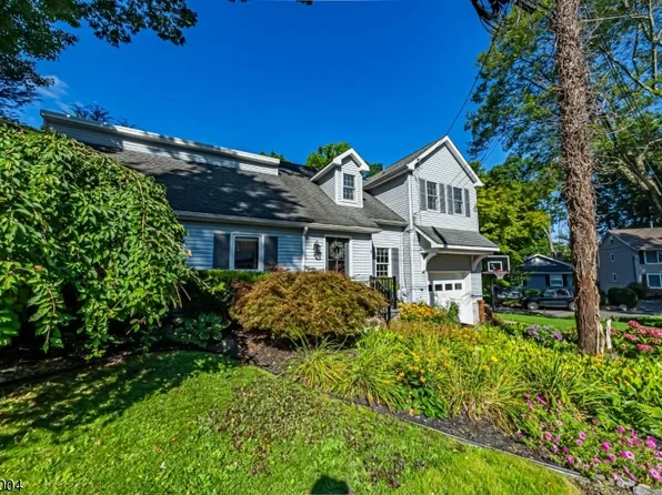 19 HILLTOP TRAIL, Denville Twp., NJ 07834