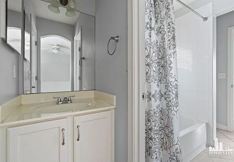 2891 Saint Maarten Ct — Photo 17