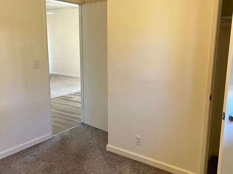 342 San Andreas — Photo 18