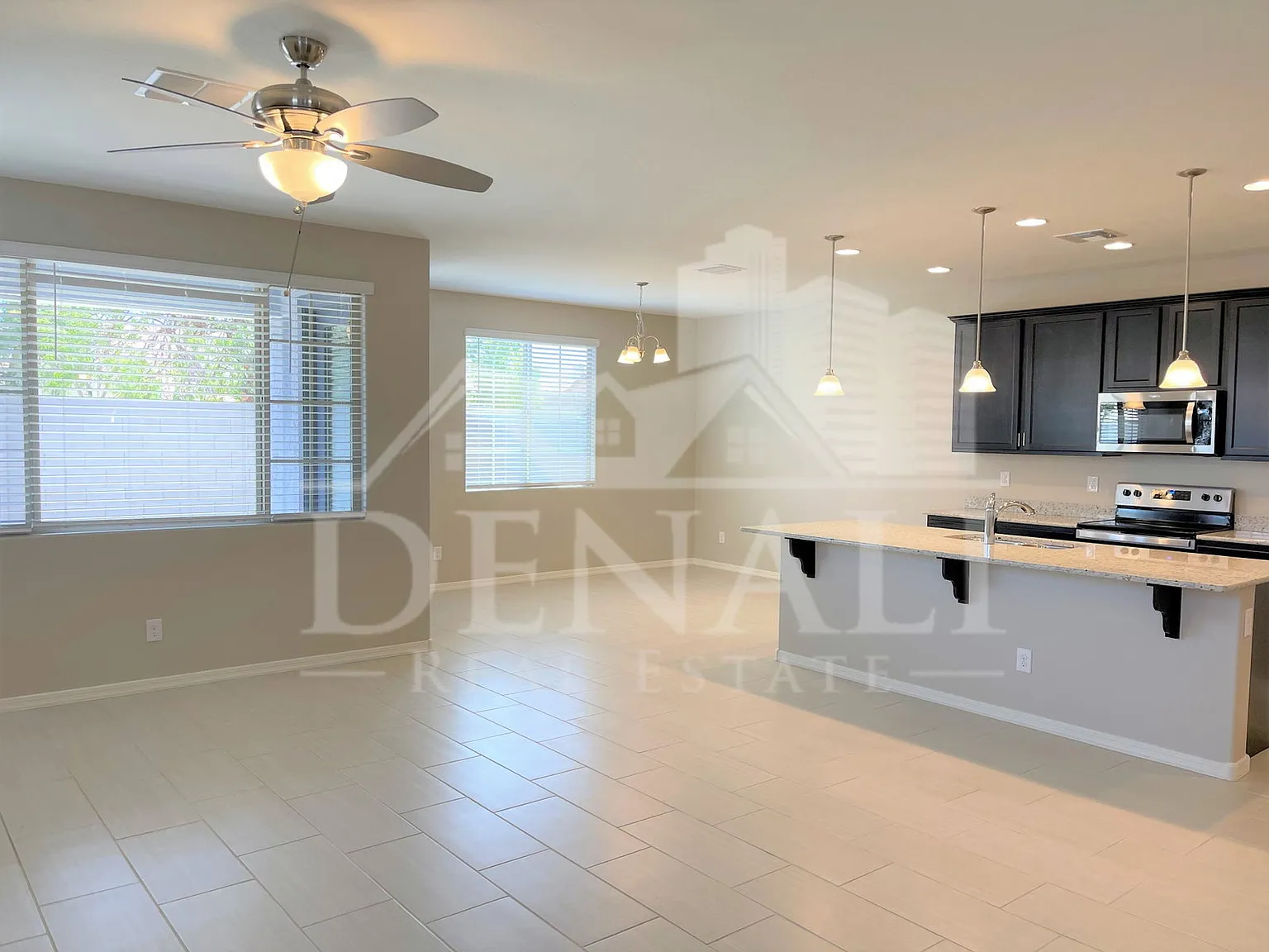 3 bed, 2.5 bath, 2092 sqft, $2,795 — Photo 3