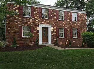 464 Laredo Dr, Pittsburgh, PA 15241