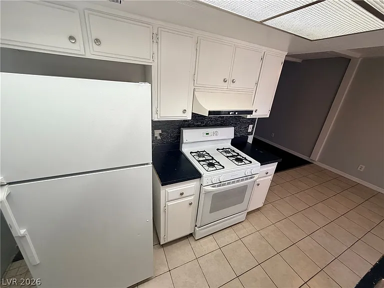 1405 Vegas Valley Dr #252 — Photo 13