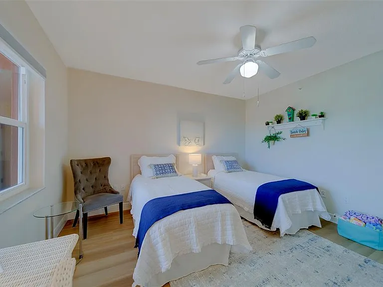16700 Gulf Blvd #423 — Photo 33
