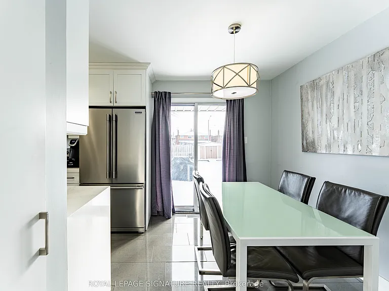 25 Hun Cres — Photo 7
