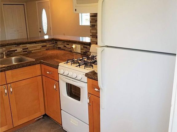 5th image of 23750 Killion St #1
