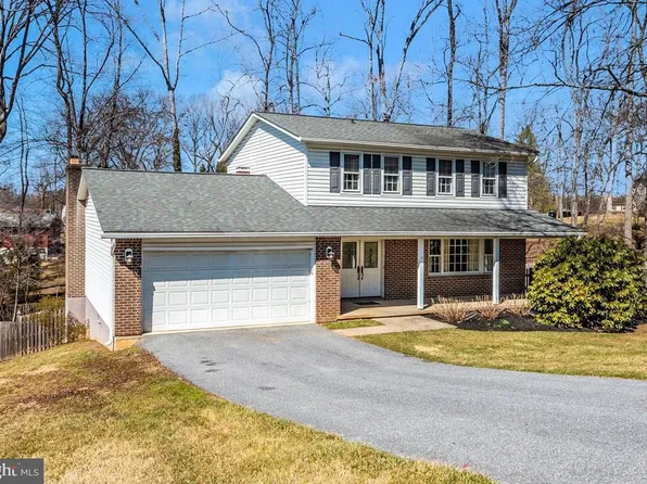 1004 Bruce Ct, Sykesville, MD 21784