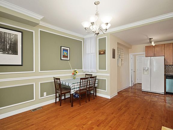 Dining area, 1st floor