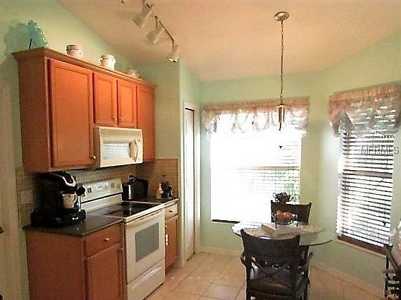 5th image of 33430 Irongate Dr