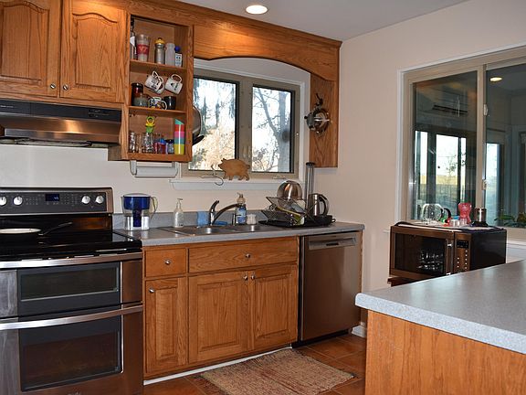 5th image of 2303 San Marcos St