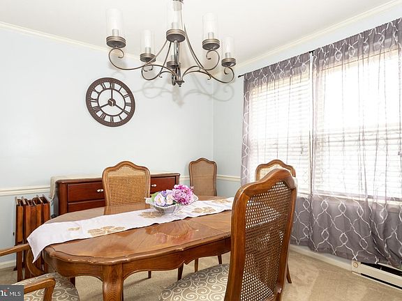 5th image of 27 Woodbrooke Dr