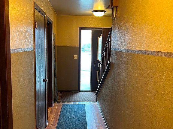 3rd image of 230 Fairview Dr #230