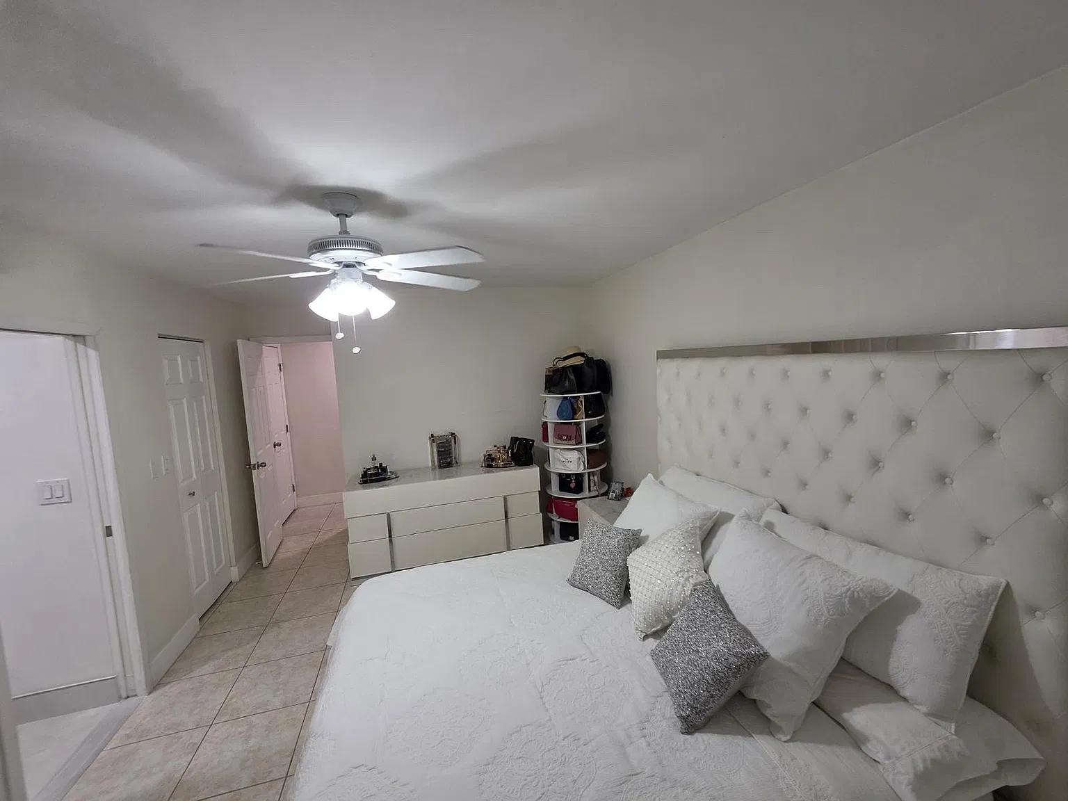 2 bed, 1089 sqft, $2,600 — Photo 4
