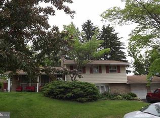 1520 Pelham Rd, Harrisburg, PA 17110