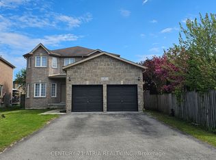 17 Penvill Trl, Barrie, ON L4N 1T7