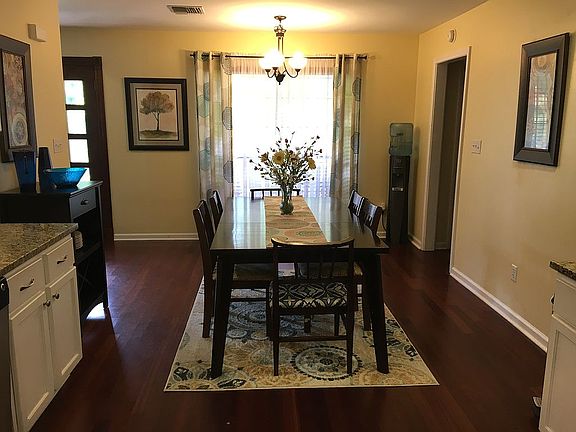 5th image of 115 Country Village Dr