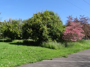 374 2nd St, Elkton, OR 97436