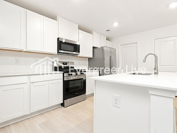 5th image of 103 Brook Run Dr