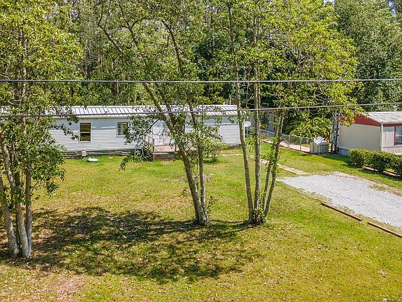 3rd image of 9032 Larker Woods Dr