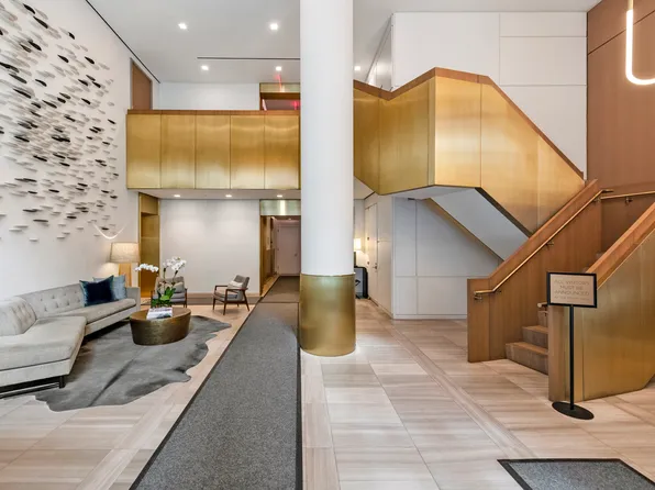 305 East 51st Street image 11 of 17