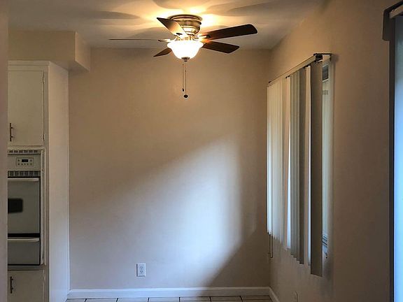 2nd image of 2627 S Centinela Ave #17