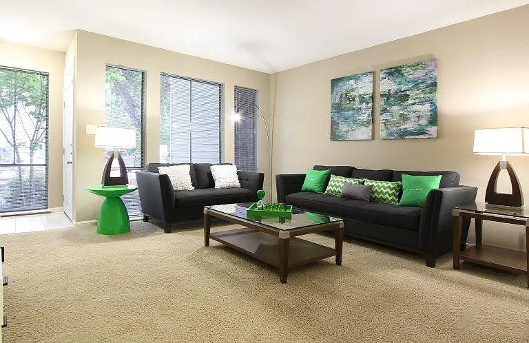 9446 Briar Forest Dr — Photo 2
