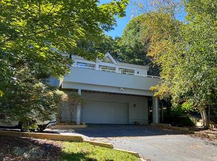 35 Lake Shore Dr S, Rock Hill, NY 12775