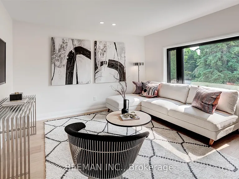 188 Wilfred Ave — Photo 9