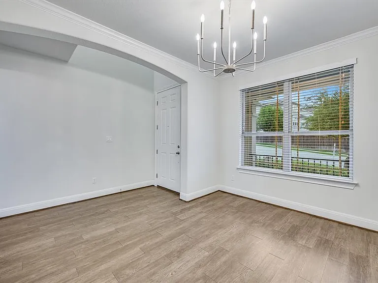 5321 Del Dios Way — Photo 13