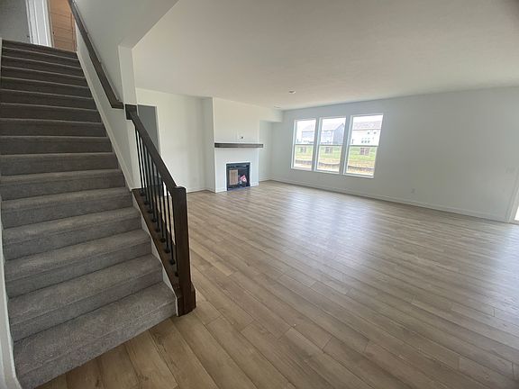 4th image of 4020 Canning St