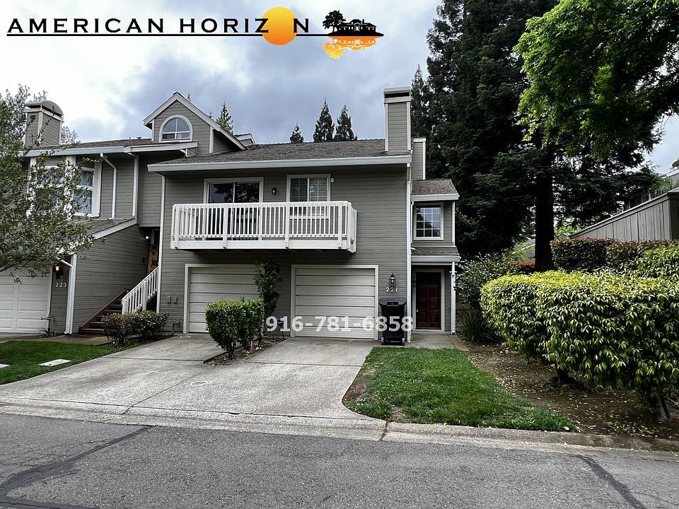 1st image of 221 Live Oak Cir
