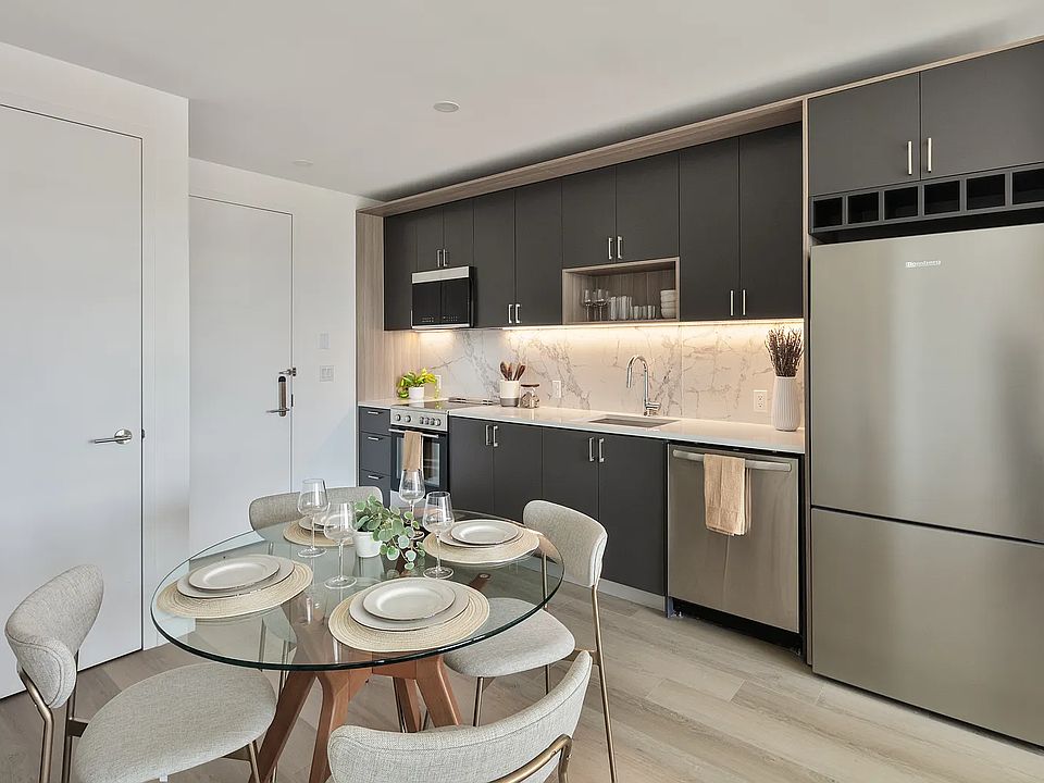 1st image of 72-01 Queens Blvd #1114