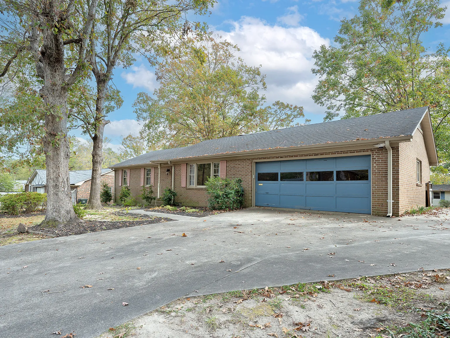 3 bed, 1516 sqft, $3,500 — Photo 2