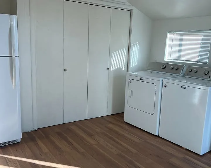 1702 Grandview Ave — Photo 5