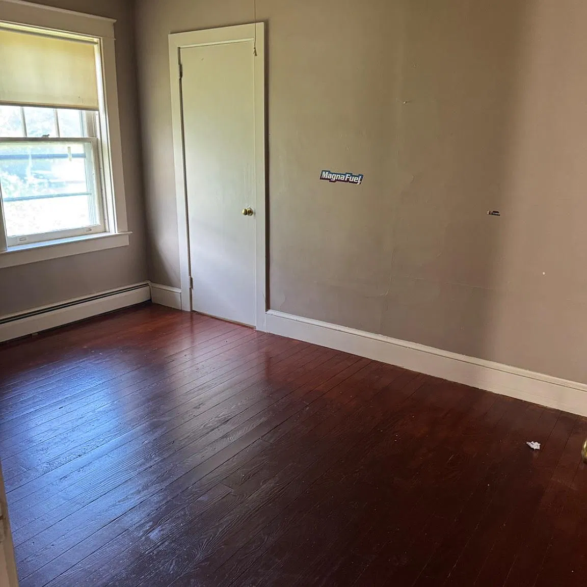 2 bed, 1.0 bath, 750 sqft, $1,300 — Photo 3