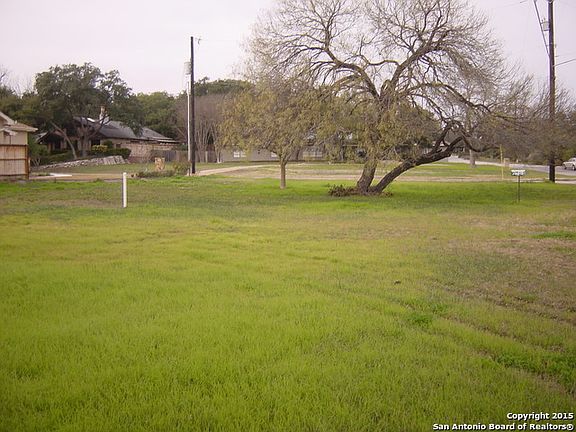 3rd image of 3130 Robin Rest Dr