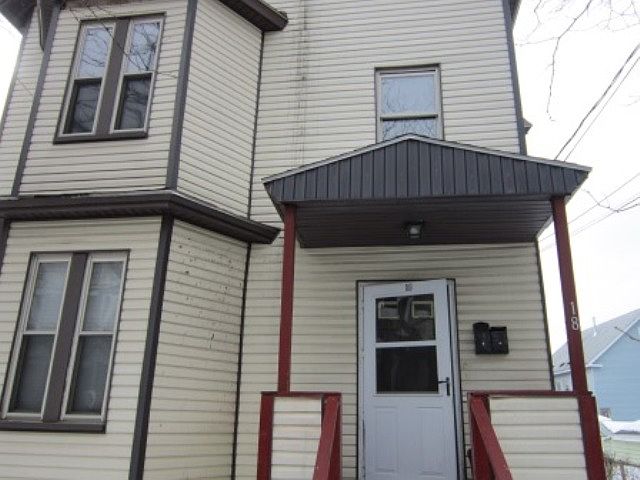 2nd image of 18 Bourne St