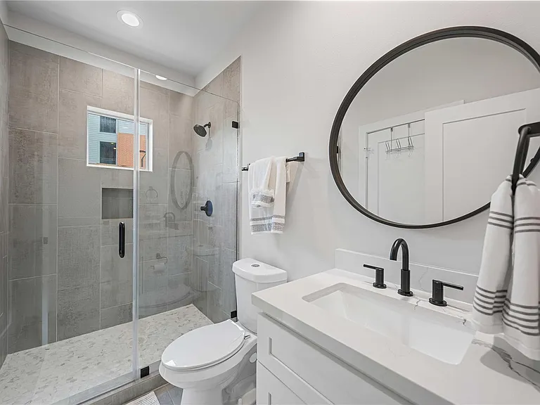 3018 Markle Dr — Photo 9