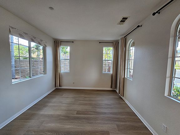 3rd image of 17082 Albert Ave
