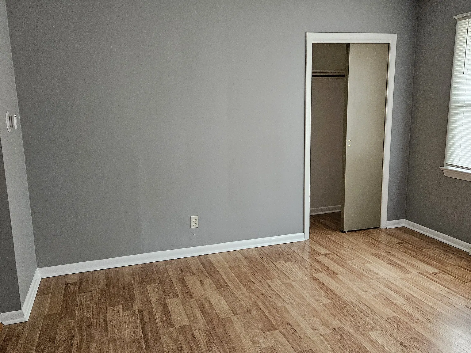 2 bed, 950 sqft, $1,750 — Photo 3