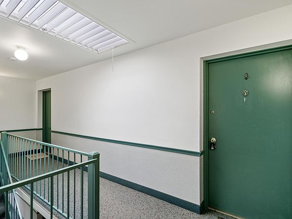 4th image of 5909 Prince James Dr #F
