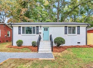 1717 Finchley Dr, Charlotte, NC 28215