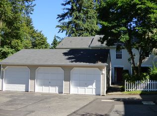 12803 102nd Ave NE, Kirkland, WA 98034