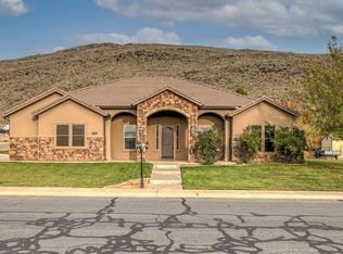 325 S Ash Creek Dr, Toquerville, UT 84774
