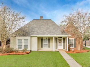 10841 Classique Dr, Baton Rouge, LA 70815
